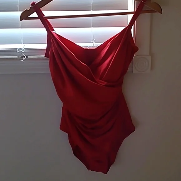 Bathing Suit - Picture 3 of 4